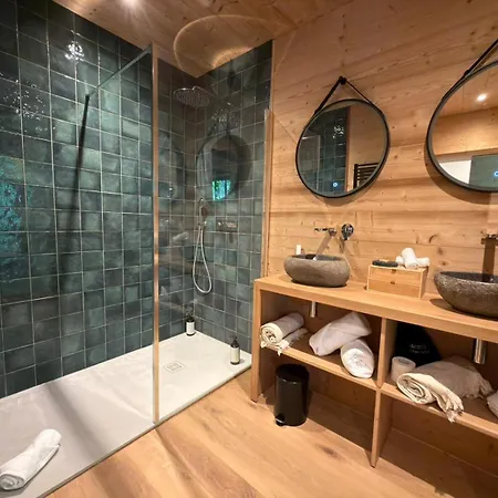 Chateau De Villars, Chambres, Avec *